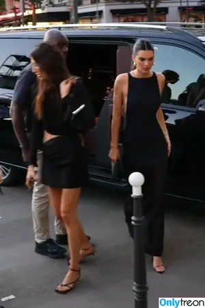 Kendall Jenner / KendallJenner nude photo #3252