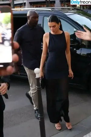 Kendall Jenner / KendallJenner nude photo #3253