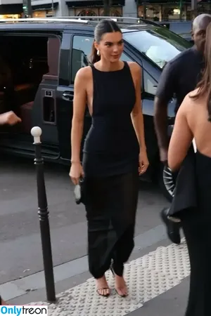 Kendall Jenner / KendallJenner nude photo #3264