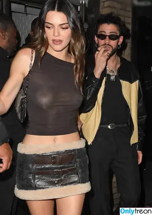 Kendall Jenner / KendallJenner nude photo #3277