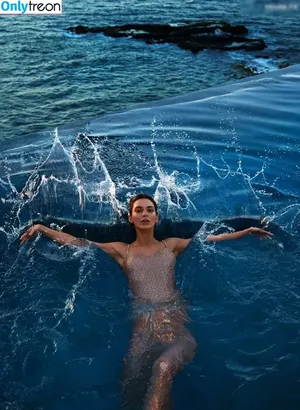 Kendall Jenner / KendallJenner nude photo #3336
