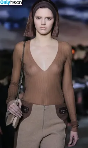 Kendall Jenner / KendallJenner nude photo #3409