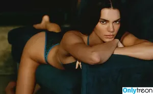 Kendall Jenner / KendallJenner nude photo #3450