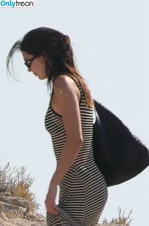 Kendall Jenner / KendallJenner nude photo #3476