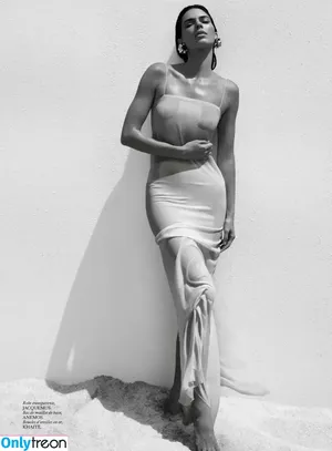 Kendall Jenner / KendallJenner nude photo #3552