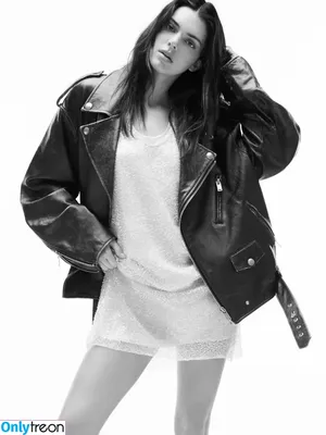 Kendall Jenner / KendallJenner nude photo #3676