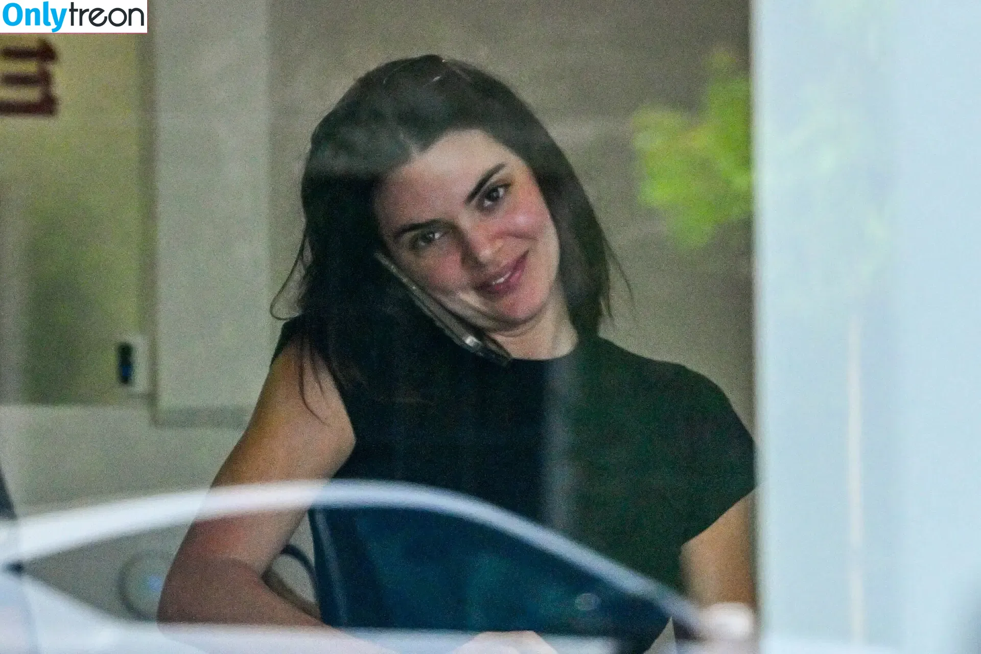 Kendall Jenner nude photo #3497 (KendallJenner)