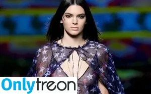 Kendall Jenner / KendallJenner nude photo #4039
