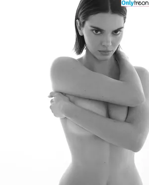 Kendall Jenner / KendallJenner nude photo #4123