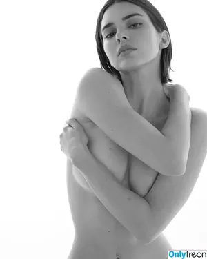 Kendall Jenner / KendallJenner nude photo #4124