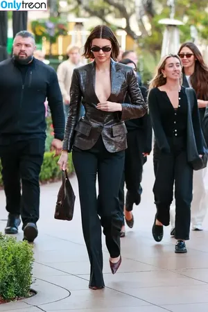 Kendall Jenner / KendallJenner nude photo #4150