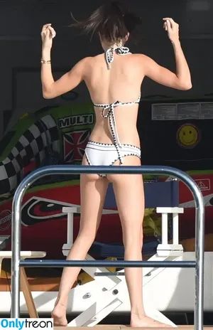 Kendall Jenner / KendallJenner nude photo #4188