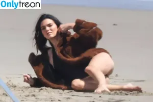 Kendall Jenner / KendallJenner nude photo #4214
