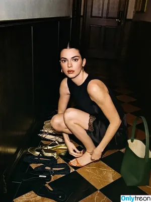 Kendall Jenner / KendallJenner nude photo #4734