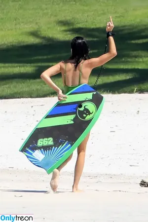 Kendall Jenner / KendallJenner nude photo #4815