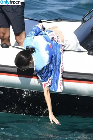 Kendall Jenner / KendallJenner nude photo #4884