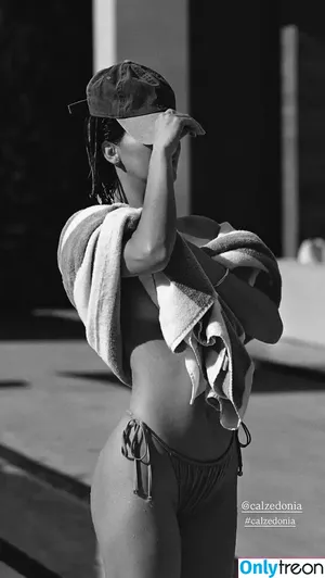 Kendall Jenner / KendallJenner nude photo #4936