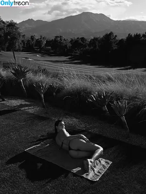 Kendall Jenner / KendallJenner nude photo #5022