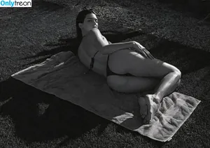 Kendall Jenner / KendallJenner nude photo #5031