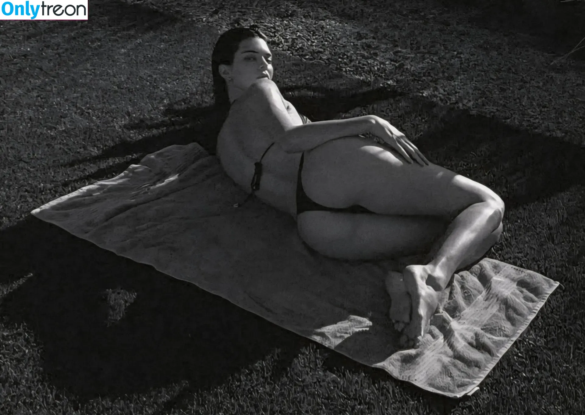 Kendall Jenner nude photo #5031 (KendallJenner)