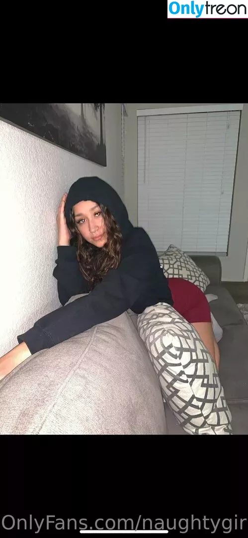 kendalljakobs nude photo #0035 (kennyj_)