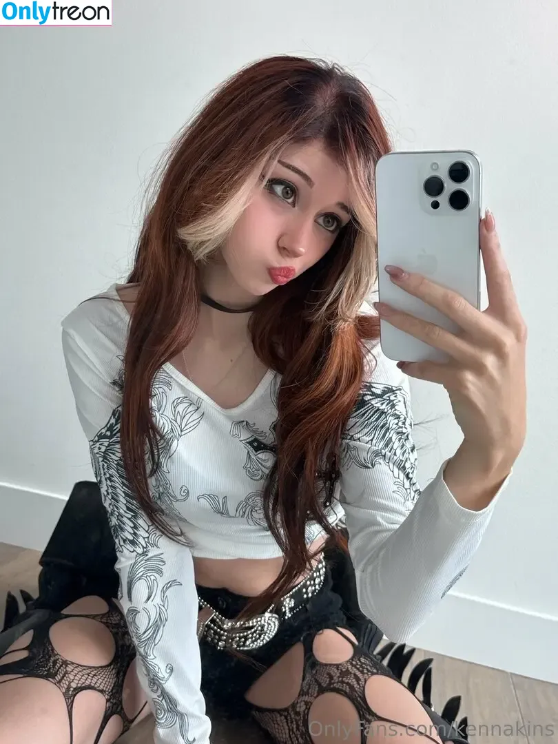 Kennakins nude photo #0142 (kenna.kins)