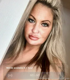  nude photo #0001