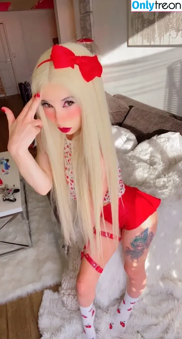 Kenzie Reeves nude photo #1256 (KenzieReevesxxx / itskenziereeves)