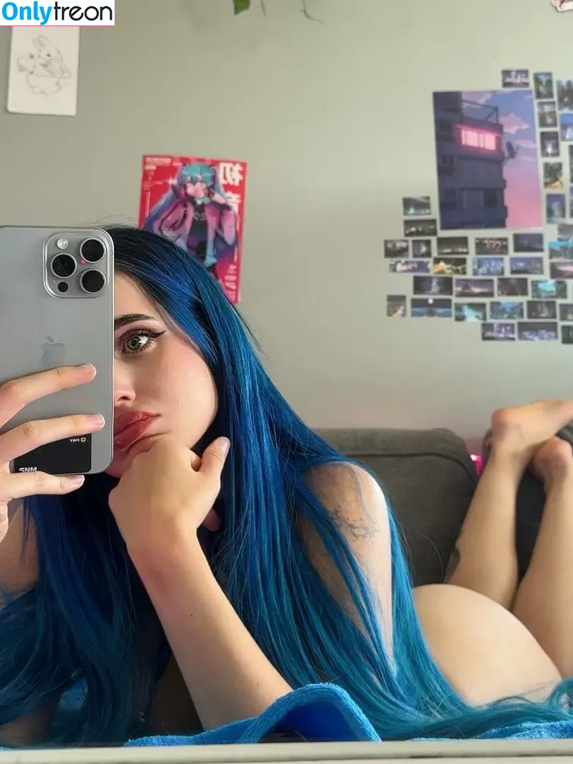 keronkes nude photo #0012 (keronkess / kerunkes)