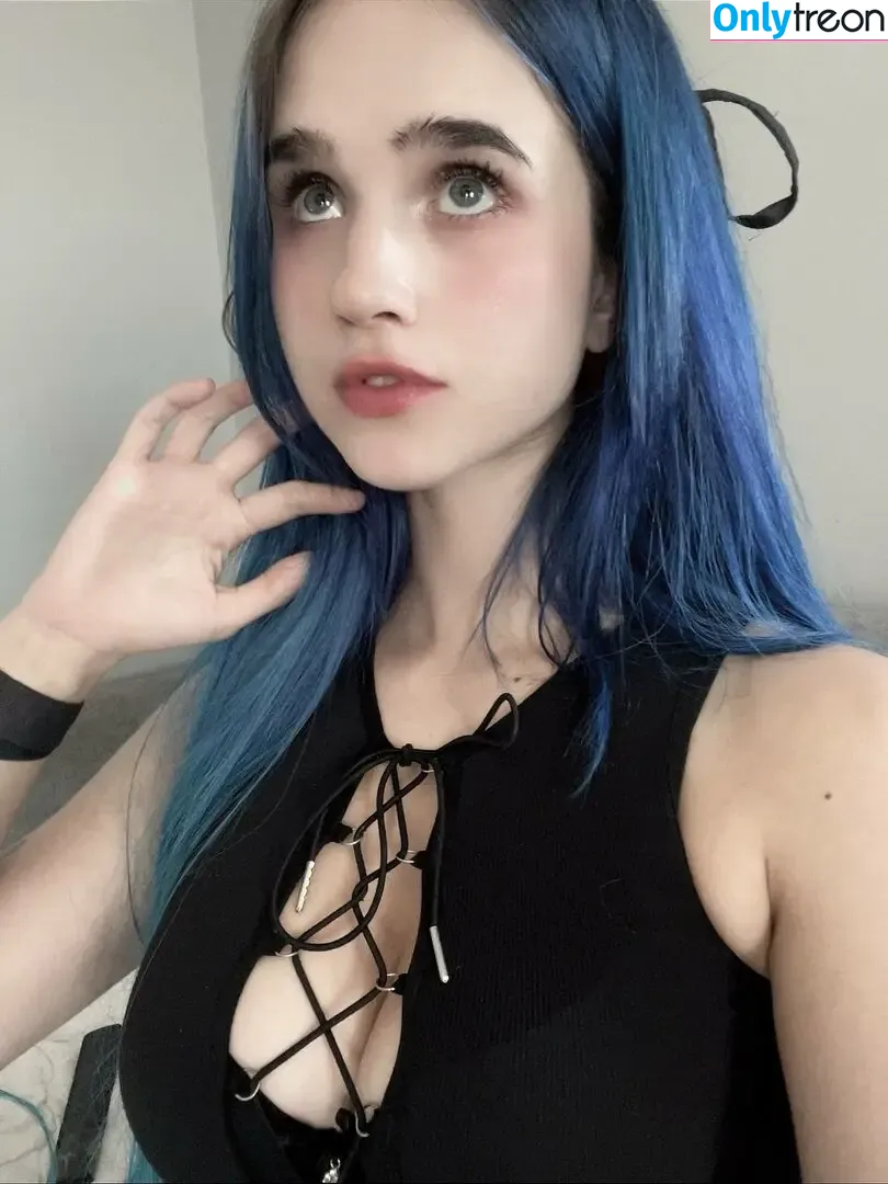 keronkes nude photo #0014 (keronkess / kerunkes)