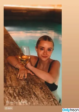 Kerry Ingram / kerry_ingram nude photo #0053
