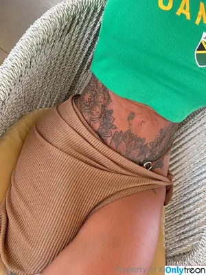 Kerry Louise / KerryLouise_xxx / itskerrylouisevip / kerry.louisexo nude photo #0128