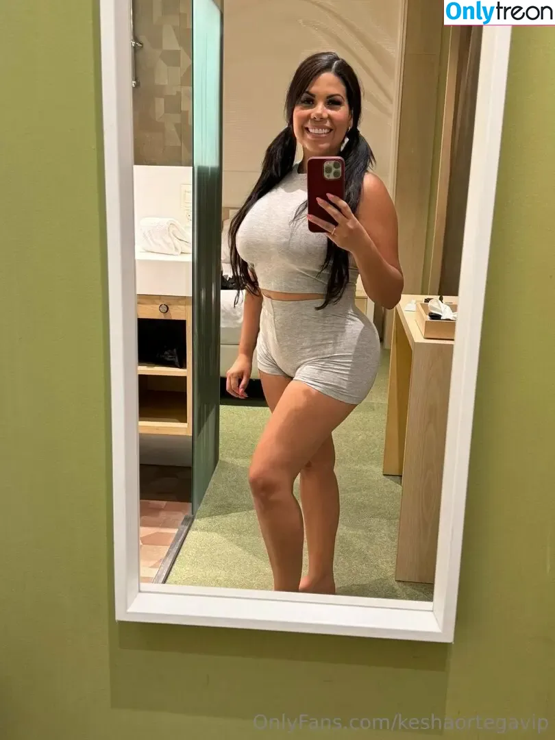keshaortegavip nude photo #0020 (keshaortega)