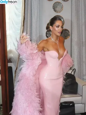 Khloe Kardashian / khloekardashian nude photo #0813