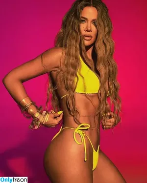 Khloe Kardashian / khloekardashian nude photo #0823