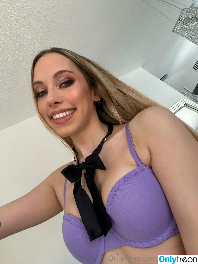 khloekapri nude photo #0071 (khloekapri)
