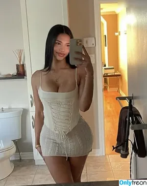 Kiana Dufour / Jogadora / kianadufour nude photo #0078