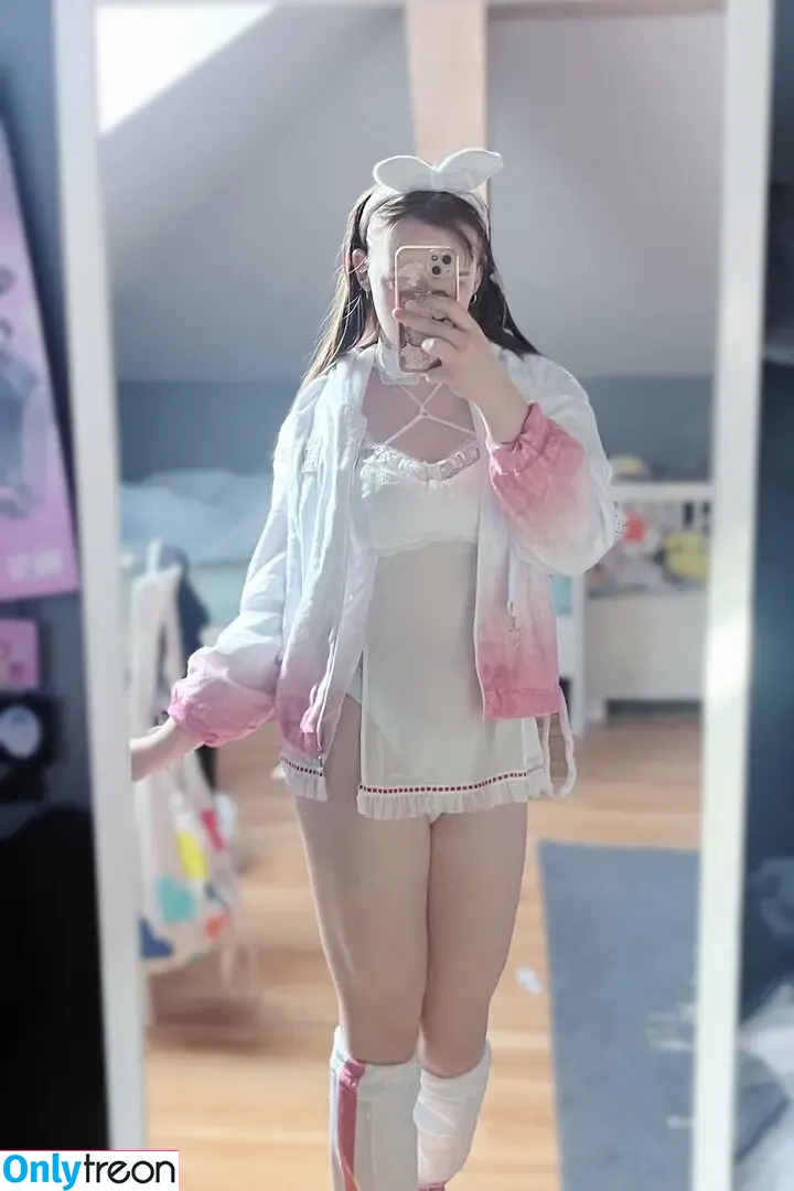 Kianrame nude photo #0077 (kianraix)