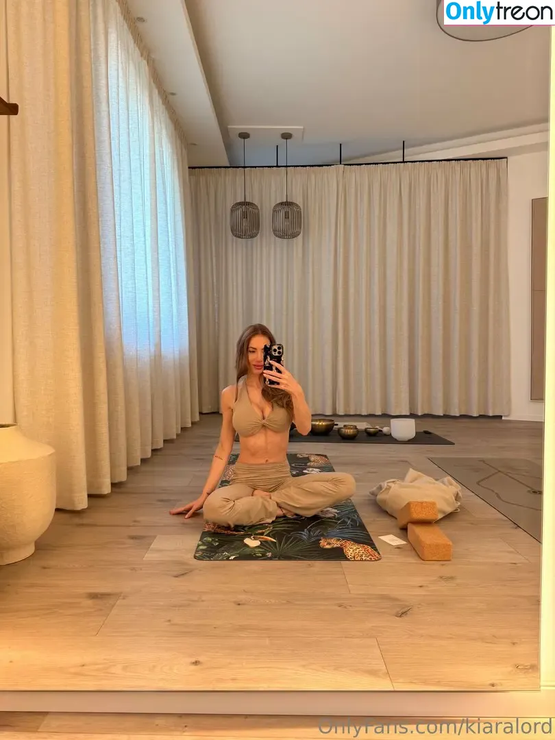 kiaralord nude photo #0127 (kiaralord)