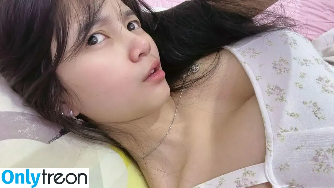 Kienzy Mylien nude photo #0035 (kienzy.mylien02)