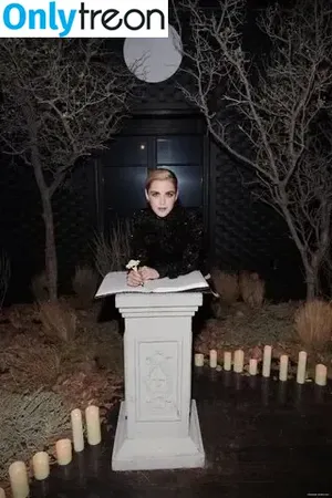 Kiernan Shipka / AdventuresSabrina / kiernanshipka nude photo #1846
