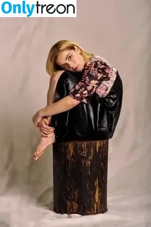 Kiernan Shipka / AdventuresSabrina / kiernanshipka nude photo #1847
