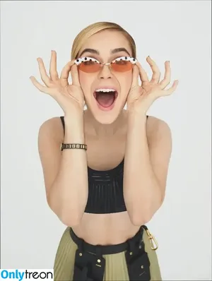 Kiernan Shipka / AdventuresSabrina / kiernanshipka nude photo #1918