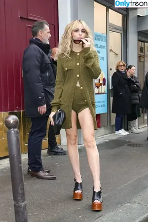 Kiernan Shipka / AdventuresSabrina / kiernanshipka nude photo #1939