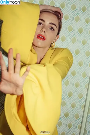 Kiernan Shipka / AdventuresSabrina / kiernanshipka nude photo #1974