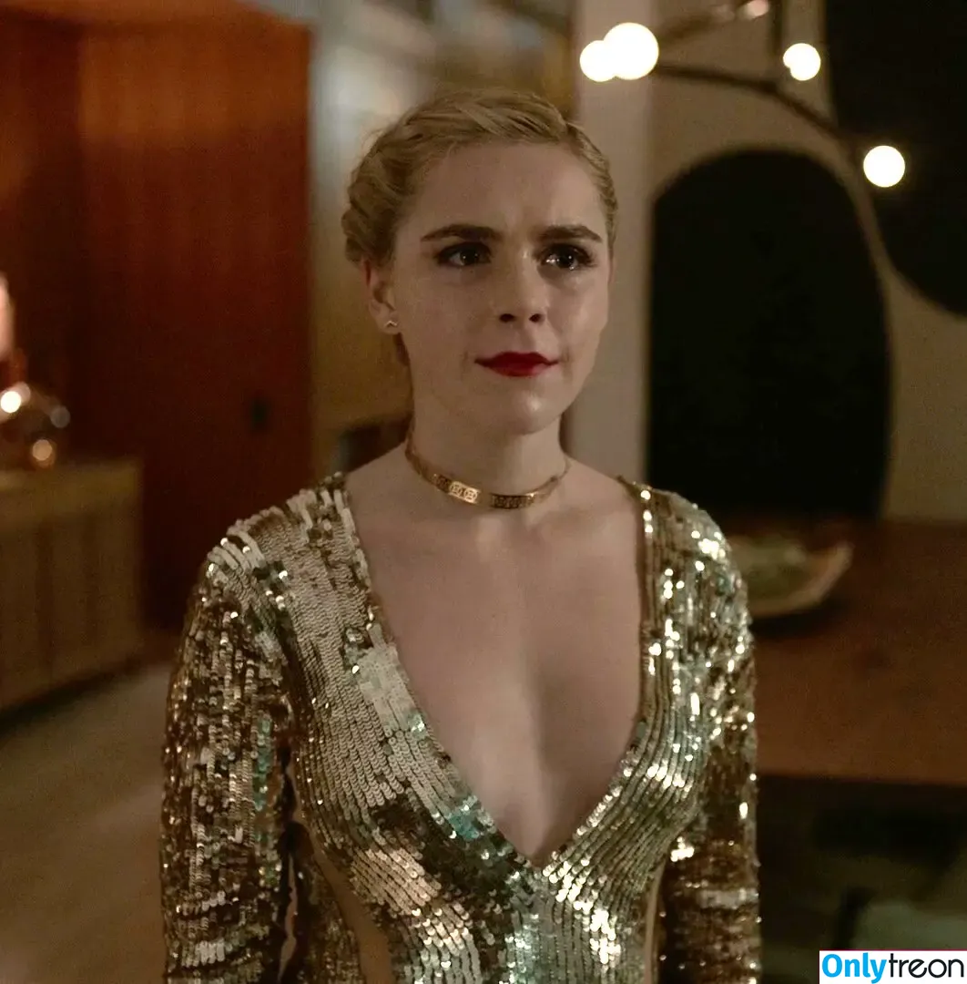 Kiernan Shipka nude photo #1749 (AdventuresSabrina / kiernanshipka)