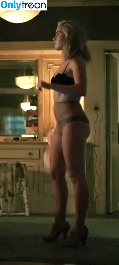 Kiernan Shipka nude photo #1754 (AdventuresSabrina / kiernanshipka)