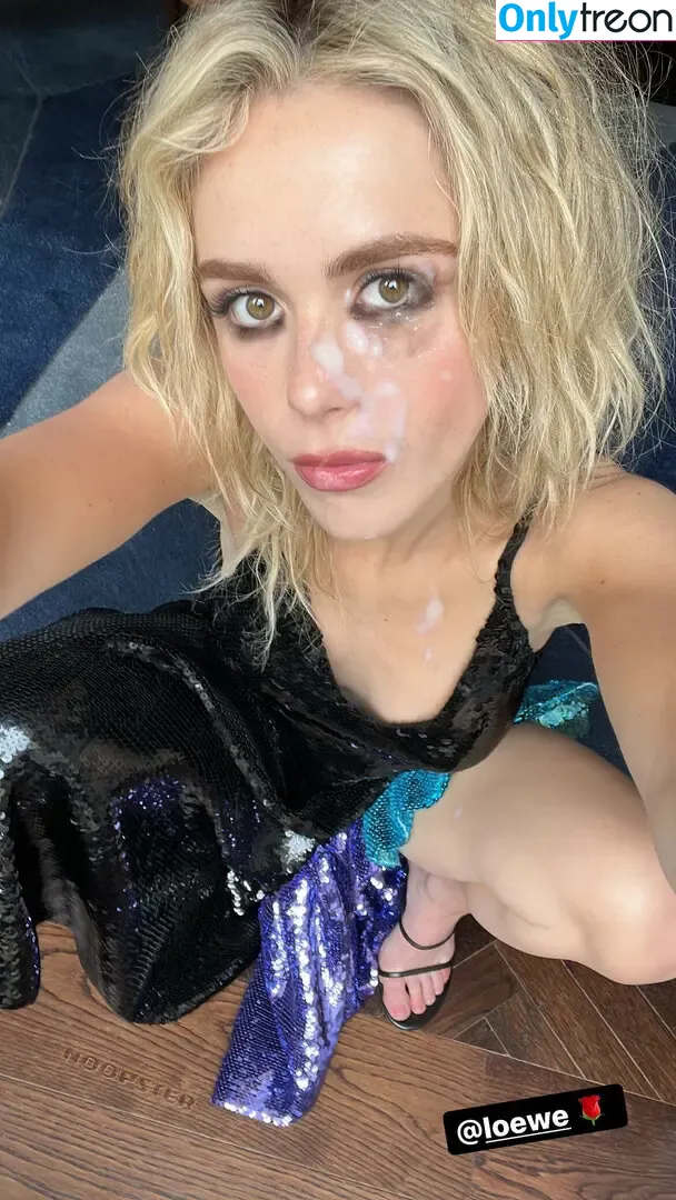 Kiernan Shipka nude photo #1783 (AdventuresSabrina / kiernanshipka)