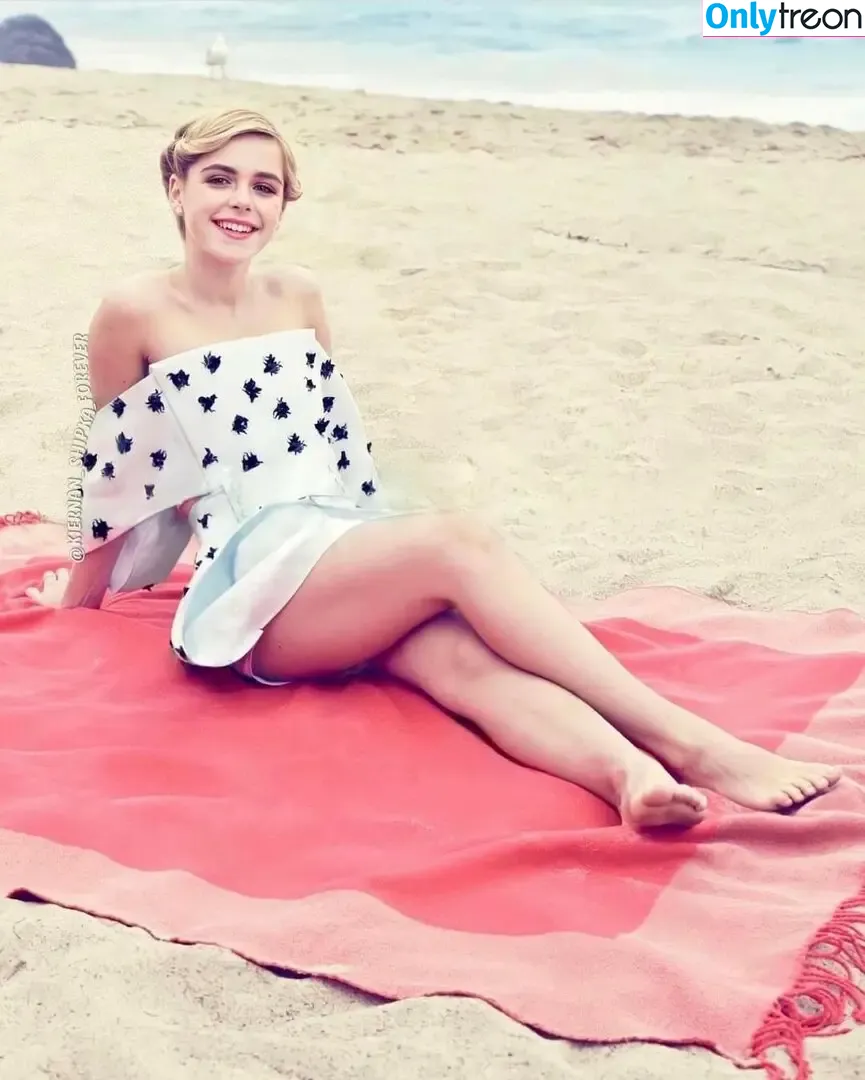Kiernan Shipka nude photo #1997 (AdventuresSabrina / kiernanshipka)