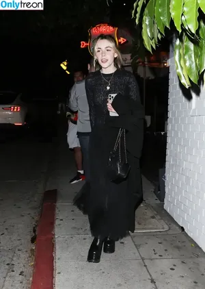 Kiernan Shipka / AdventuresSabrina / kiernanshipka nude photo #2046